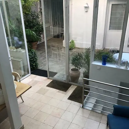 招待所 鸢尾花别墅旅馆 巴黎