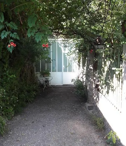 Vendégház Des Iris 4*