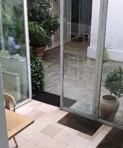 Vendégház Des Iris Párizs