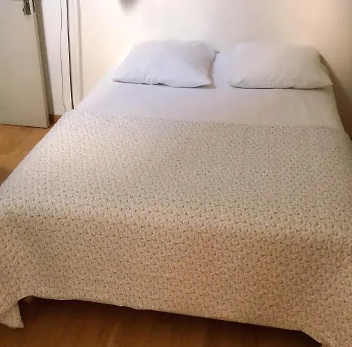 Vendégház Des Iris Párizs