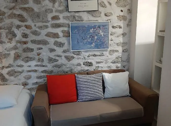 Des Iris 4* Paris